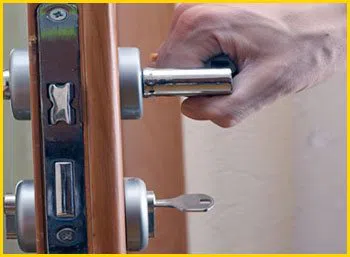 Metro Locksmith Services Crum Lynne, PA 484-234-2366 Metro Locksmith Services Crum Lynne, PA 484-234-2366 - 7-lock-installation